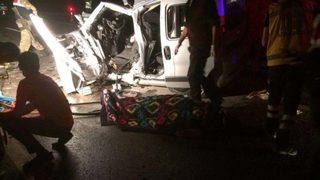 İmranlı'da kaza: 3 ölü, 5 yaralı