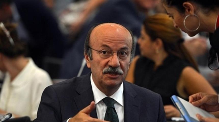 CHP'li Bekaroğlu: Demokrasiyi kurtardık, milli ve yerli elde kalan ne varsa satıyoruz