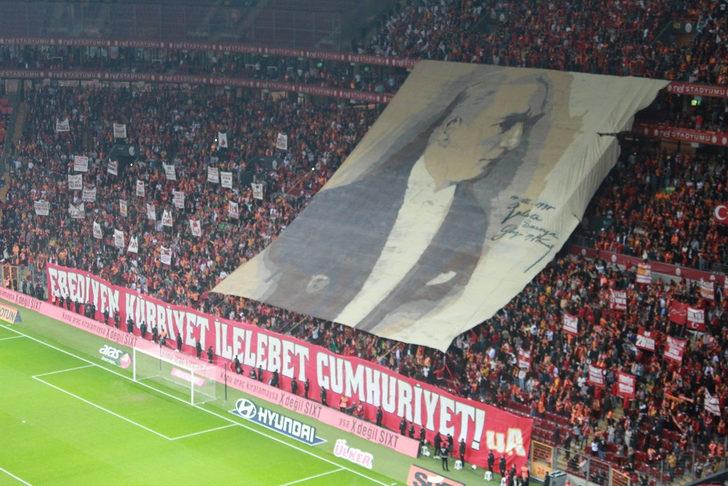 Nef Stadyumu'nda yaşananlar tüyleri diken diken etti! Oyuncular bakakaldı G2