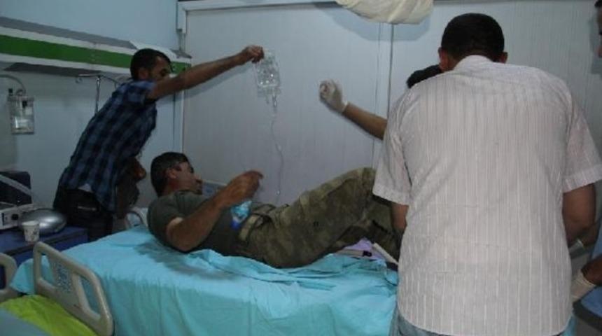 Başkale'de &ccedil;atışma: 1 korucu şehit