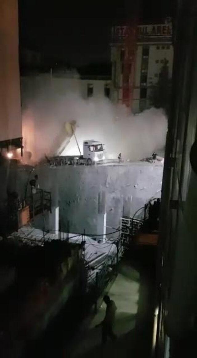  Küçükçekmece'de Arel Üniversitesi binasının bir kısmı çöktü - Genel - İstanbul - 