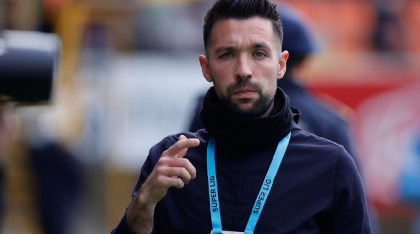 Alanyaspor teknik direktörü Farioli'den kırmızı kart itirafı!