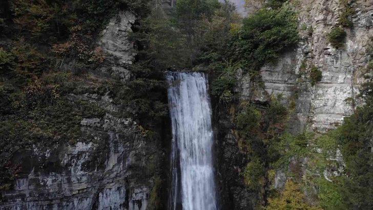 Maral Şelalesi sonbaharda doğa severlerin ilgi odağı G2