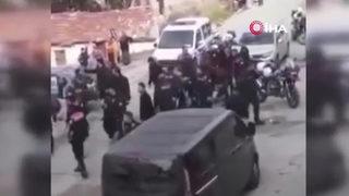 Ankara'da iki grup arasında kavga! Ortalık savaş alanına döndü