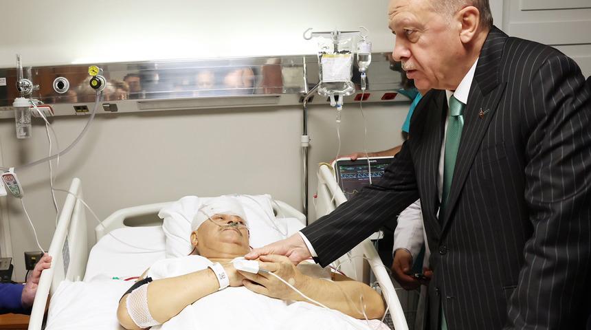 Cumhurbaşkanı Erdoğan rica etti, Binali Yıldırım'ın ameliyatını Prof. Dr. &Ouml;mer &Ouml;zkan yaptı! Kafasında doku kaybı vardı...