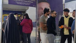 Fırsatçılar yine boş durmuyor! Gözler önüne serildi, 2 katına satıyorlar