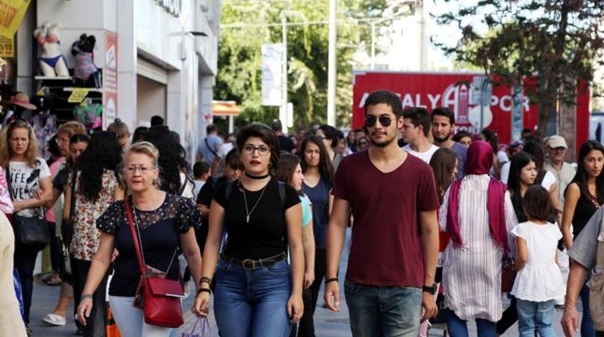 D&uuml;nyanın en eğitimsiz toplumları a&ccedil;ıklandı: T&uuml;rkiye dokuzuncu sırada