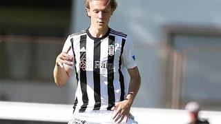 Beşiktaş'tan ayrılarak Braga'ye transfer olan Serdar Saatçı, maçın başında takımını yalnız bıraktı