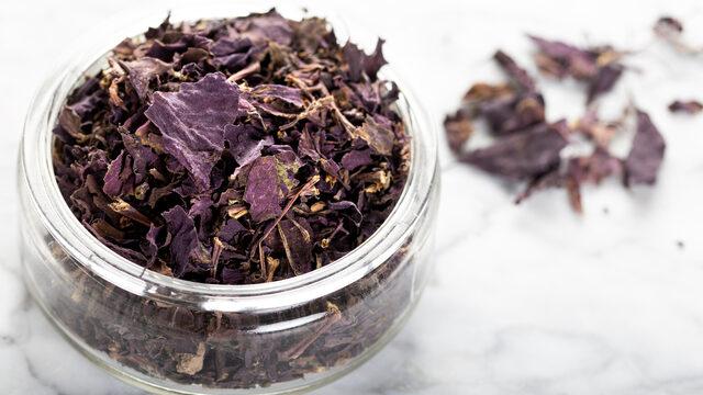 Mor reyhan çayı faydaları nelerdir, neye iyi gelir? Mor reyhan çayı nasıl yapılır ve demlenir?