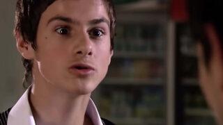 Ezel'in Eren'i olarak hafızalara kazındı! Berfu Yenenler'in paylaşımı sonrası Yağız Atakan Savaş görenler şaştı kaldı