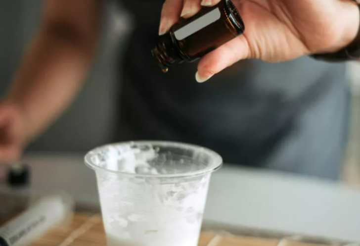 KIRIŞIK GİDERİCİ SPREY NASIL YAPILIR?