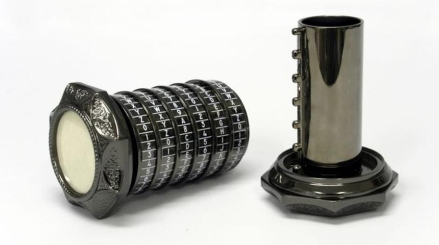 Parolalarınızı değiştirin : Tarihin en b&uuml;y&uuml;k veri sızıntısı