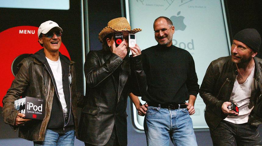 U2'nun solisti Bono'dan yıllar sonra gelen itiraf! Apple'ın reklamında oynama karşılığında bakın ne istemişler