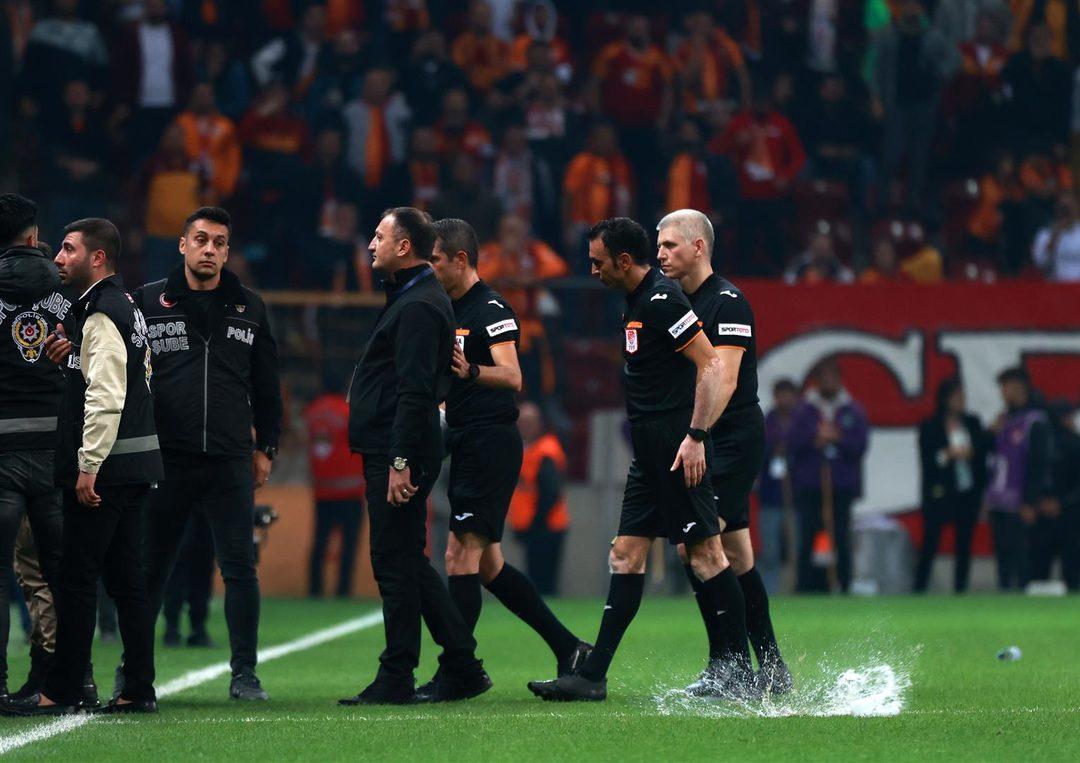 GALATASARAY BEKLİYOR