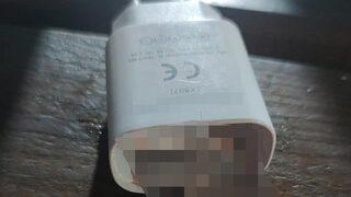 Şarj aletinin içinden çıkan şoke etti! Kimsenin aklına gelmez