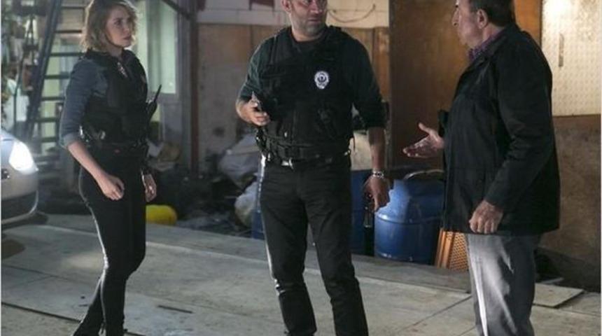 Arka Sokaklar 414.Bölüm Fragmanı 28 Ekim Tanıtımı Kanal D Ekip Kimin Peşinde