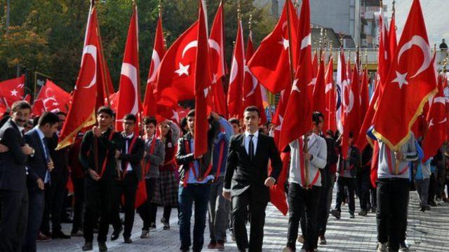 28 Ekim üniversiteler tatil mi? Bugün üniversiteler yarım gün mü? 29 Ekim Cumhuriyet Bayramı arifesi 28 Ekim hakkında detaylar