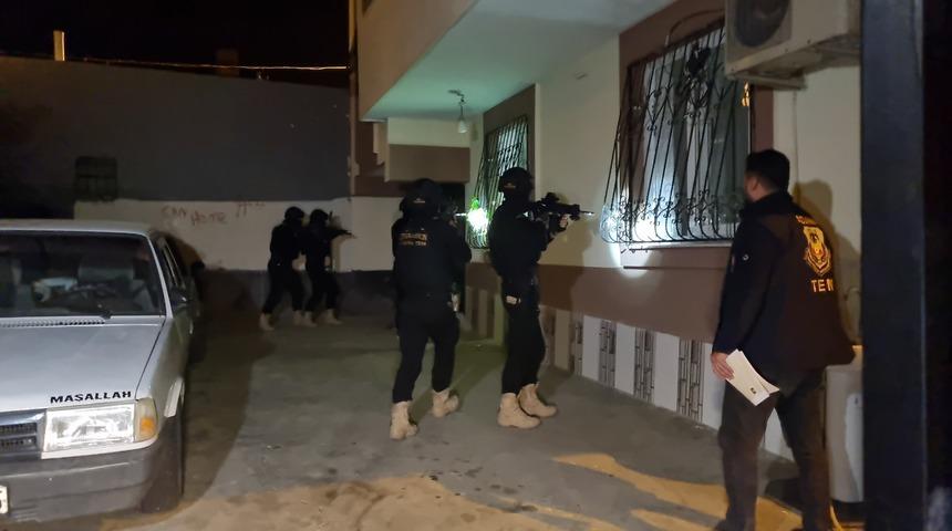 Adana'da şafak vakti DEAŞ operasyonu! Gözaltına alındılar