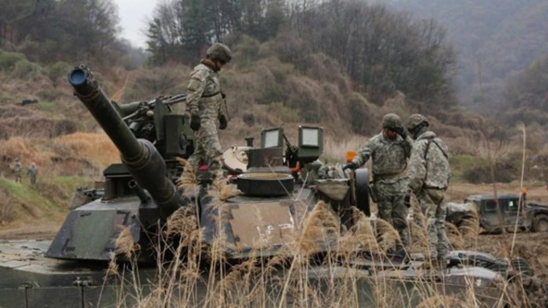 Kuzey Kore'de b&uuml;y&uuml;k g&uuml;n! D&uuml;nya tetikte bekliyor