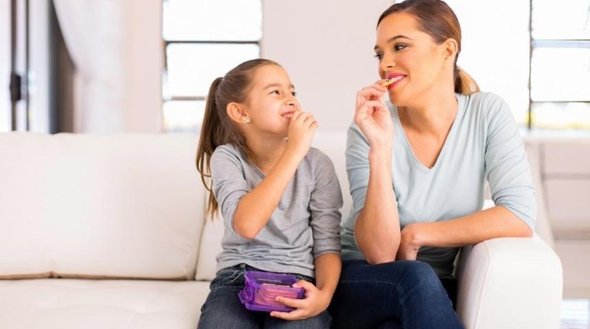 &Ccedil;ocuklara 8 sağlıklı atıştırmalık