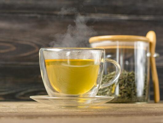 A ve E vitaminleri zengini fesleğen çayının faydaları