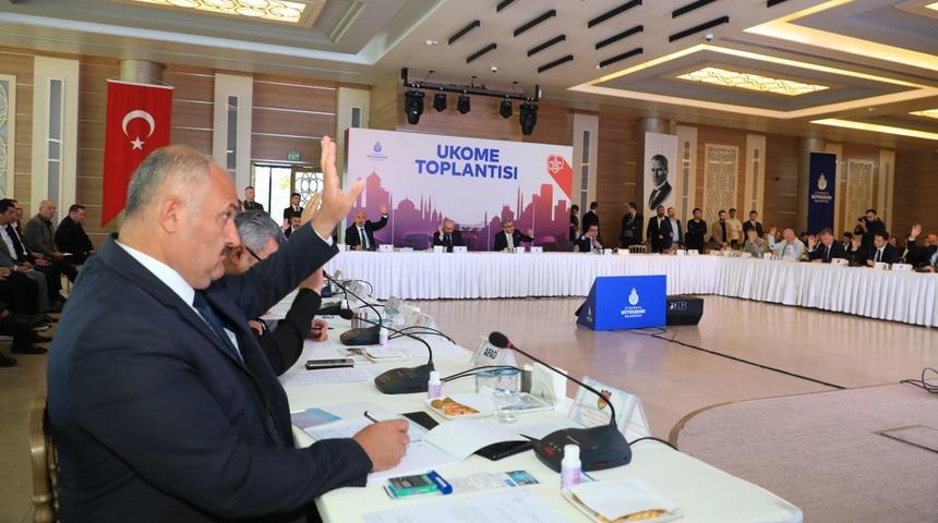 Taksiciler Odası Başkanı Eyüp Aksu'dan zam talebi: Toplu taşımadan ucuzuz, İstanbul'da sakız fiyatına taksicilik yapıyoruz