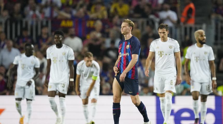 Bayern Münih, deplasmanda Barcelona'yı dağıttı!