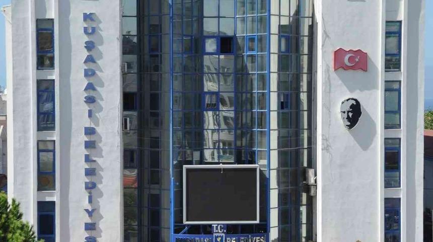 Kuşadası Belediyesi, K&uuml;lt&uuml;r M&uuml;d&uuml;r&uuml; Tuncer hakkında su&ccedil; duyurusunda bulunduğunu a&ccedil;ıkladı