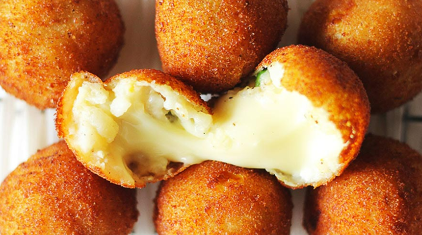 Hemen deneyin bayılacaksınız: Kızarmış peynir topları tarifi! Kızarmış peynir nasıl yapılır?