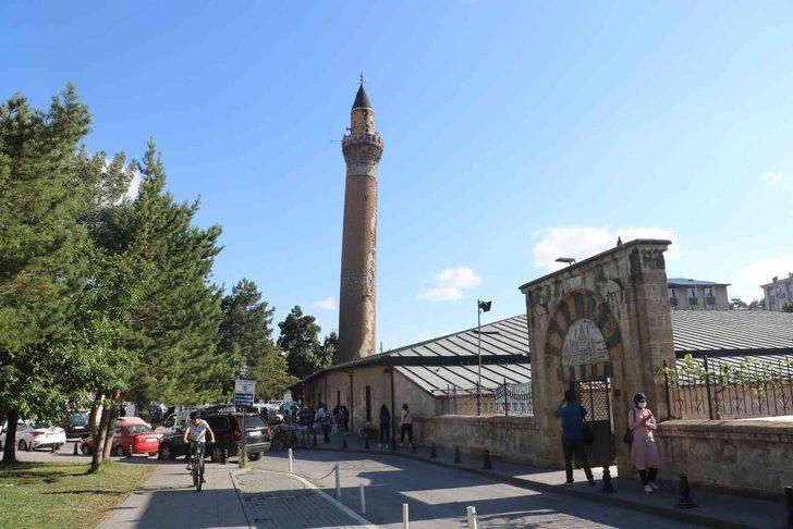 Sivas’ın Pisa Kulesi, eğimi korunarak restore edilecek G3