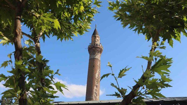 Sivas’ın Pisa Kulesi, eğimi korunarak restore edilecek
