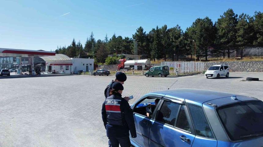 Bolvadin&rsquo;de jandarmadan trafik denetimi