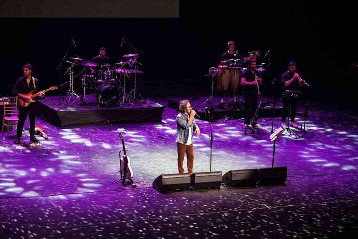 Şarkıcı Fettah Can Hatay’da sahne aldı G2