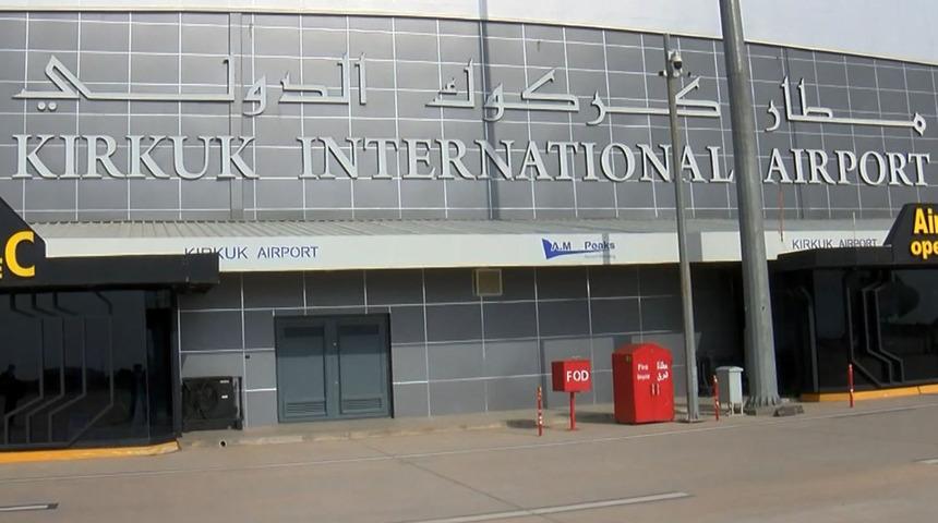 Türkiye'den ilk kez yapıldı! Kerkük'e THY uçağı indi, su takıyla karşılandı...