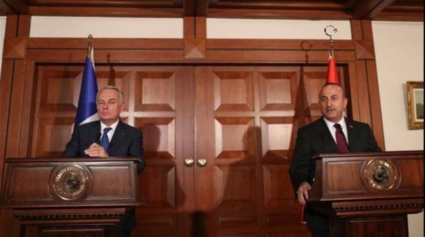 &Ccedil;avuşoğlu Fransız Dışişleri Bakanı Ayrault ile atıştı