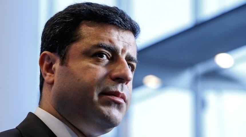 Demirtaş&rsquo;tan uzlaşı &ccedil;ağrısı: Yeni anayasa dahil barışa katkı sunacak işbirliklerine hazırız