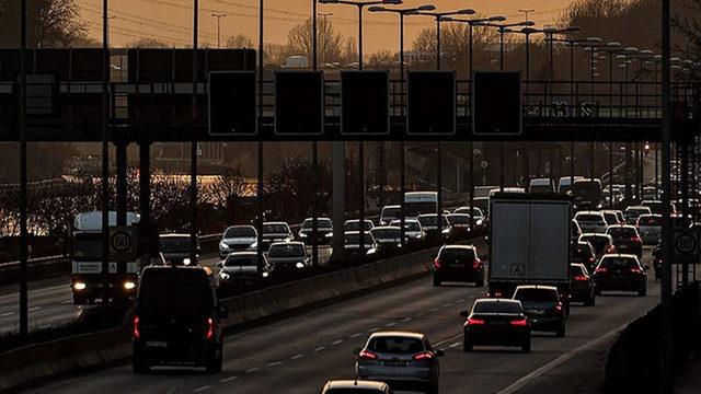 AB'den benzin ve dizel otomobiller için karar! 2035'te yasaklanacak