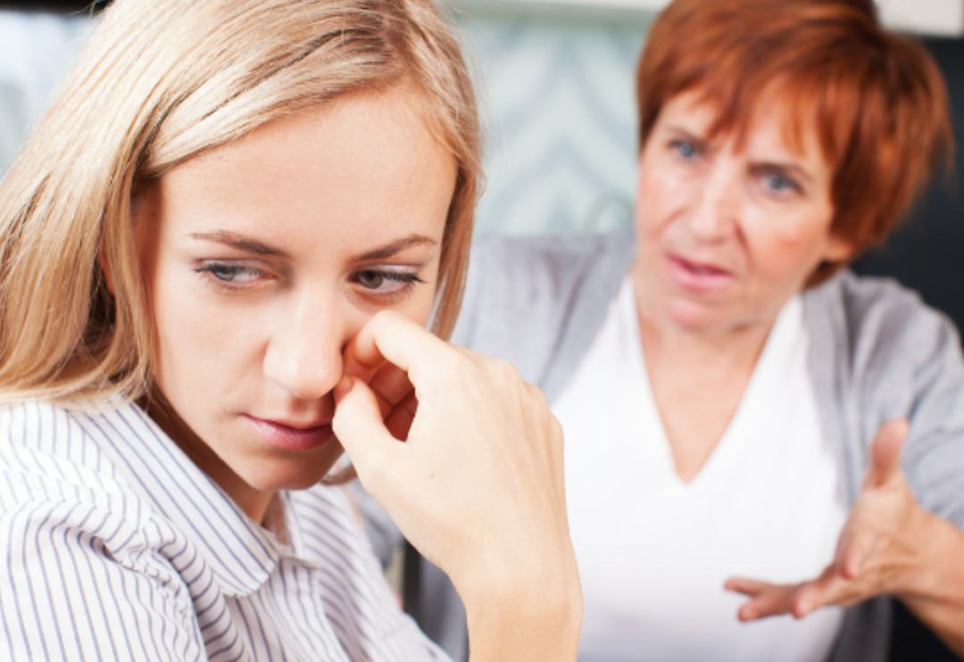 Uzak durun evliliğinizi bitirir! En k&ouml;t&uuml; kayınvalide bur&ccedil;ları