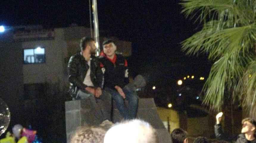 Haluk Levent bu kez hayranlarını besteyle direk kaidesinden indirdi