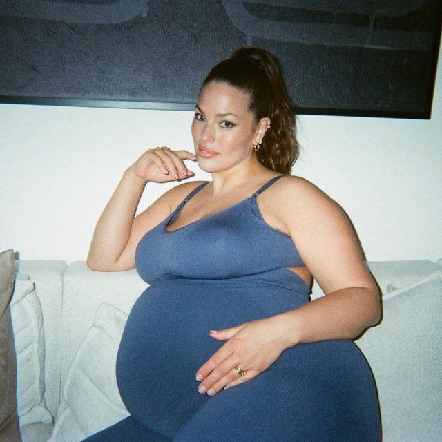 'Evlenmeden sevişmem' demişti! Büyük beden model Ashley Graham süper minili pozlarını paylaştı