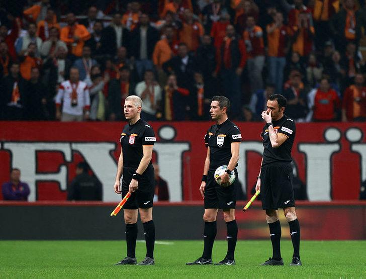 Havaalanında ortalık karıştı! Galatasaray taraftarı Ali Palabıyık'ın önünü kesti... "Özür dilerim" G1