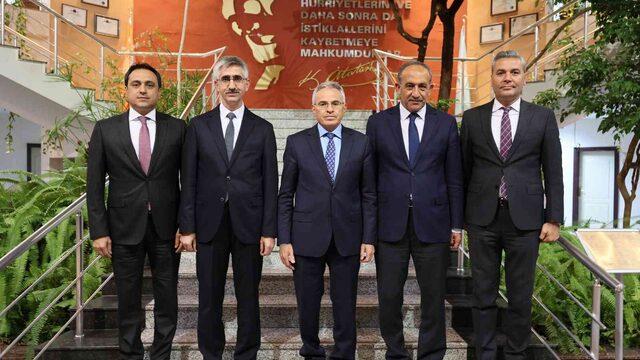 Yılmaz, Suriye’de görev yapan dekan ve müdürlerle toplantı yaptı