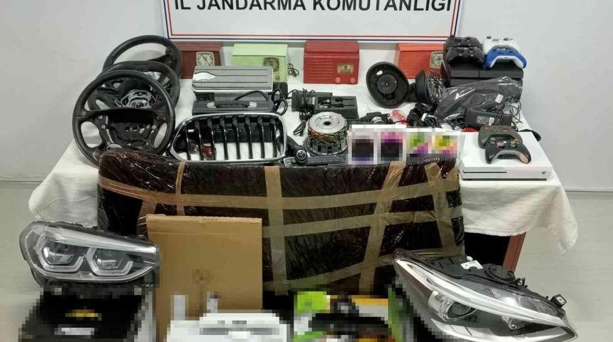 Kapıkule’de kaçak oto parçaları ele geçirildi