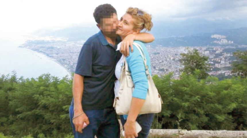 Kansere Yakalandı Diye Eşi En Yakın Arkadaşıyla Ka&ccedil;tı Yetmedi &Ouml;nce D&ouml;vd&uuml; Sonra Paralarını Alıp Gitti