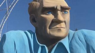 Atatürk rölyefi sosyal medyada tartışma konusu oldu! Tepkiler gecikmedi: Atatürk'e yakışır bir heykel istiyoruz
