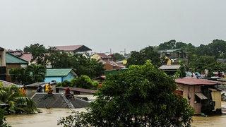 Filipinler'i fırtına vurdu! Çok sayıda kişi hayatını kaybetti