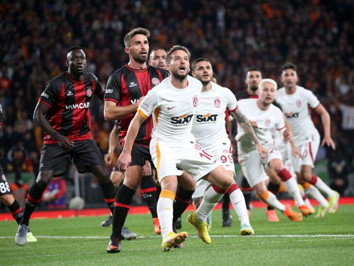 ''Galatasaray maçına gölge düştü'' Erman Toroğlu'nun yorumu taraftarları çıldırttı G2