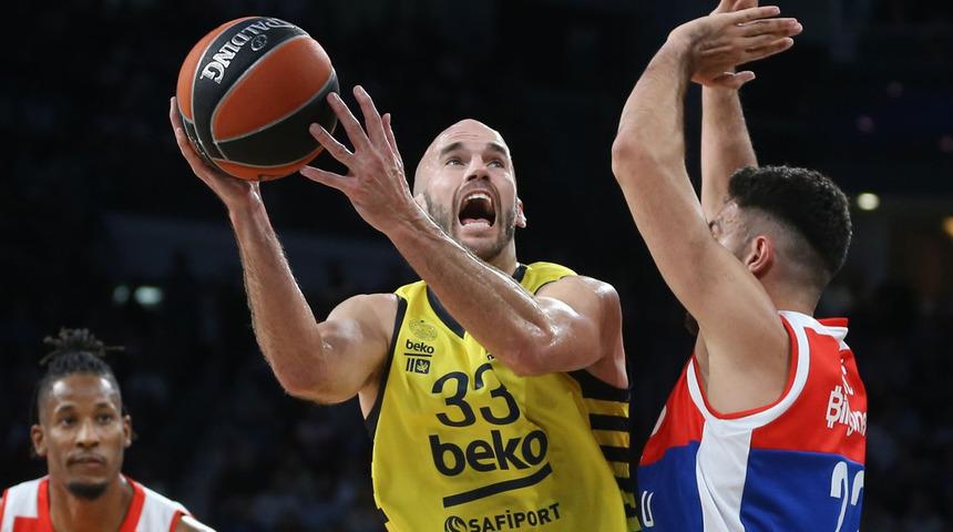 EuroLeague'de Türk derbisi Fenerbahçe'nin! Üst üste 5. maçını kazanan Fenerbahçe, yoluna doludizgin devam ediyor...