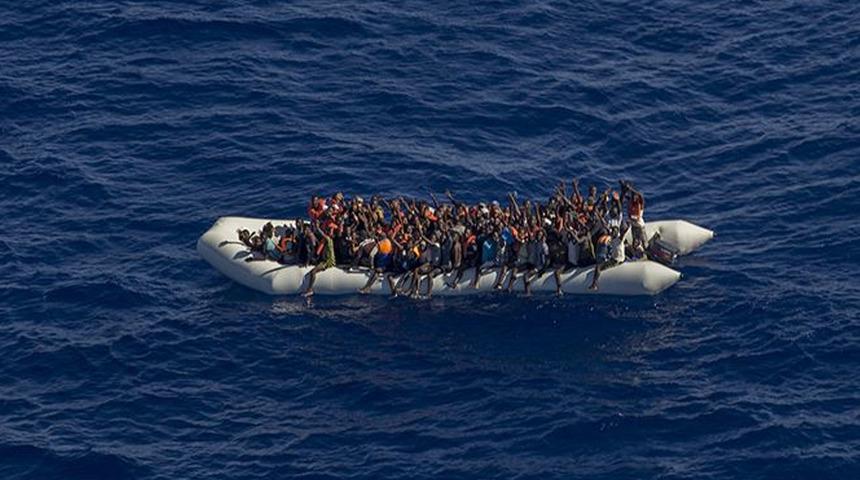 İzmir açıklarında 73 düzensiz göçmen kurtarıldı