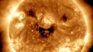 NASA’dan heyecanlandıran fotoğraf! Güneş’i gülümserken yakaladı... “Peynir de”